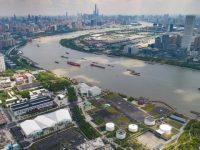 今年底黃浦江邊這棟“裙擺飄逸”的大樓內，阿里巴巴、華為將成新鄰居