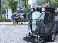 新一代無人駕駛環衛車亮相張江，全程無人工干預成最大亮點