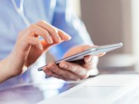 中國電信緣何率先與所謂不限量套餐說“拜拜”？是因為5G馬上要開始放號了嗎