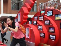 這所在上海有著60年歷史的學校，不但培養出科學家，還出了許昕、劉子歌、范志毅……