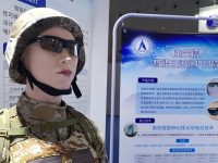 只需0.1秒，自動變色遮陽光！這款不染色的太陽鏡驚艷亮相工博會