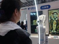 體驗：5G無人駕駛公交車烏鎮上路，以及3秒鐘換臉后果會怎樣…