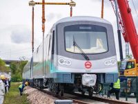 16號線增購列車抵滬，明年3月底逐步上線運營