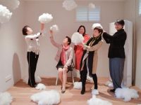 在這個公廁改造的公共空間，市民和藝術家共同創作