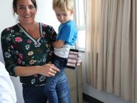 德國男孩癱瘓手臂華山醫院重獲“大腦”新生，“這是中國醫生首創，一定要來中國做！”