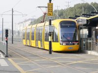 松江有軌電車今起全線貫通運營，可與金山鐵路換乘，大大縮短通勤時間