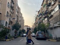 一面圍墻推倒背后：在上海中心城區，這些居民如何為小區爭取到1300平方米新空間？