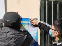 封門買菜不方便，開門小區人流大，這個居民區怎么解決問題？