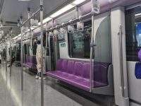 復工首周上海地鐵日均客流降九成，測溫防控再升級