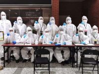 境外返滬居民“轉運”無縫銜接：凌晨抵達浦東機場，半夜回到小區仍有人迎接