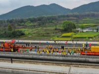 長三角鐵路將增加50億元投資,今年計劃投資900億元以上 長三角鐵路將增加50億元投資,今年計劃投資900億元以上