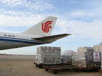 世界第二大運輸機集體飛上海自提口罩，但浦東機場開綠色通道為非洲送貨上門