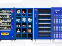 在無人售貨機上竟能買到螺絲鉚釘？智能小倉助工廠實現物料零接觸管理