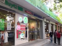 道路門責自律小組竟成“自救小組”，靠“藍卡”和一個交換，商戶走出危機