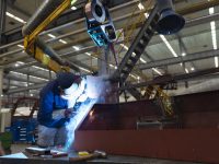 缺材料、缺資金，復工企業怎么辦？有一群人想了這樣一個辦法