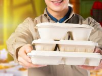 順豐入局企業團餐外賣?“豐食”小程序尚未正式運營,順豐小哥已開始“帶貨” 順豐入局企業團餐外賣?“豐食”小程序尚未正式運營,順豐小哥已開始“帶貨”