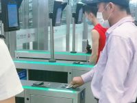 全國普速鐵路實施電子客票第一天，上海最大的普速列車車站還好嗎？