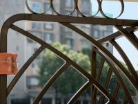 上海五角場又“火”了，這次是因為憑空多出的一扇門