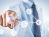 懂得“黑燈工廠”操作的藍翔生,比“北青復交”畢業生更有用? 懂得“黑燈工廠”操作的藍翔生,比“北青復交”畢業生更有用?