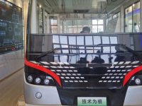 渾身搭載上千個傳感器，上海公交車正越來越潮，這些老師傅卻說“越來越難”