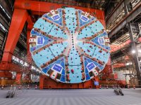 首臺上海制造的超大直徑“掘地神器”誕生，將在機場聯絡線工程中應用