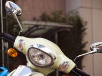 上海立法擬禁止電動自行車在樓道充電,支持新建集中停放場所和充電設施 上海立法擬禁止電動自行車在樓道充電,支持新建集中停放場所和充電設施