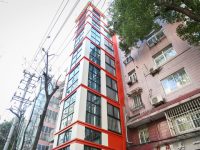 同一天，上海這個街道3臺加裝電梯竣工，5臺加裝電梯啟動