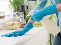 節后你找家政員、換家政員時,核實、查驗過這張上門證嗎?今年還要培訓2萬人 節后你找家政員、換家政員時,核實、查驗過這張上門證嗎?今年還要培訓2萬人