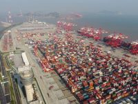 破紀錄了,洋山深水港單月吞吐196萬標箱,碼頭每天6萬多箱為何不堵? 破紀錄了,洋山深水港單月吞吐196萬標箱,碼頭每天6萬多箱為何不堵?