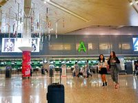 虹橋機場航站樓356個馬桶被“動了手腳”,浦東機場趁航班低谷做了一件事… 虹橋機場航站樓356個馬桶被“動了手腳”,浦東機場趁航班低谷做了一件事…