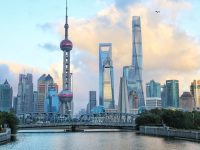 浦東8個交通項目集中開工，包括滬通鐵路二期和軌交崇明線，還有多個地鐵上蓋