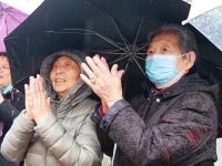 上海一小區實現整小區老房加裝電梯，六部電梯同時開工