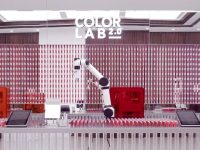 今年上交會更“美”了，不僅能“定制口紅”，還有上過太空的護膚品