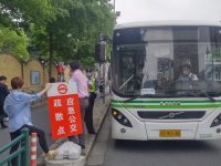 突發大量水流涌入，上海地鐵15號線延誤3個多小時，具體原因正在調查