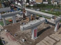 中心城區通往浦東奉賢和杭州灣北岸，上海這條高速路加緊建設，明年底通車