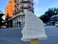 武康大樓文創雪糕開賣，25元一支海鹽芝士，9月還有全新口味，來一支嘗嘗？