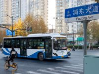 上海這條路因為修太久“出圈”，通車后八旬老人專程坐公交“故地重游”