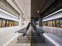 地鐵口開進新華醫院和復旦大學？18號線楊浦段通車，探營江畔“最美車站”