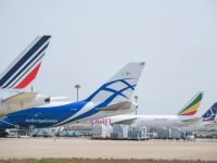 浦東機場貨運：深夜高峰變“白天也加班”，日間多個波峰見證貨郵吞吐創紀錄