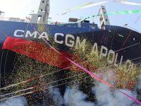 新年首個工作日，上海造船業交付兩艘超級大船