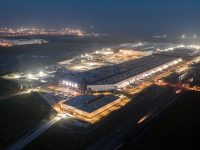 馬斯克說特斯拉年銷量將達2000萬輛？中國支持、上海撐腰，這并非異想天開