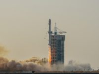 上海航天洗去征塵再上前線！越是艱難越向前，長四丙發射圓滿成功