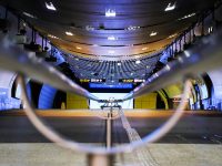 安安靜靜的徐家匯地鐵站，仍有人在忙碌