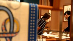 上海恒隆廣場開門營業,6月1日后南京西路商圈全面恢復線下營業 上海恒隆廣場開門營業,6月1日后南京西路商圈全面恢復線下營業