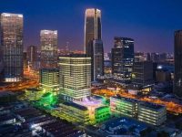 68層超甲級辦公樓“閃耀”浦江,高溫下徐匯多個重大工程項目有序推進 68層超甲級辦公樓“閃耀”浦江,高溫下徐匯多個重大工程項目有序推進