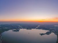 開展水上旅游、打造未來交通生態圈！上海最大人工湖管理規定出臺|風從臨港來