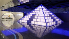 臨港再添文化地標！新劇場“開箱”后，科技智慧圖書館“開門”