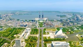 臨港新片區揭牌科技法律服務人才培訓基地，貼合產業發展需求培育高端法律人才