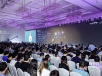 讓金融大模型超越“實習生”？不透隱私算出張三李四誰更有錢？上海數商出圈了