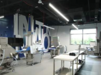 建成國內首個“開放創新中心”，閔行助力企業打造“出區”保稅展示廳